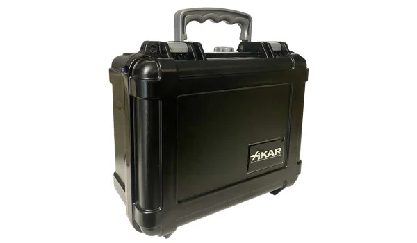 Cestovní humidor Xikar, plastový, černý na 20 doutníků (225XI)